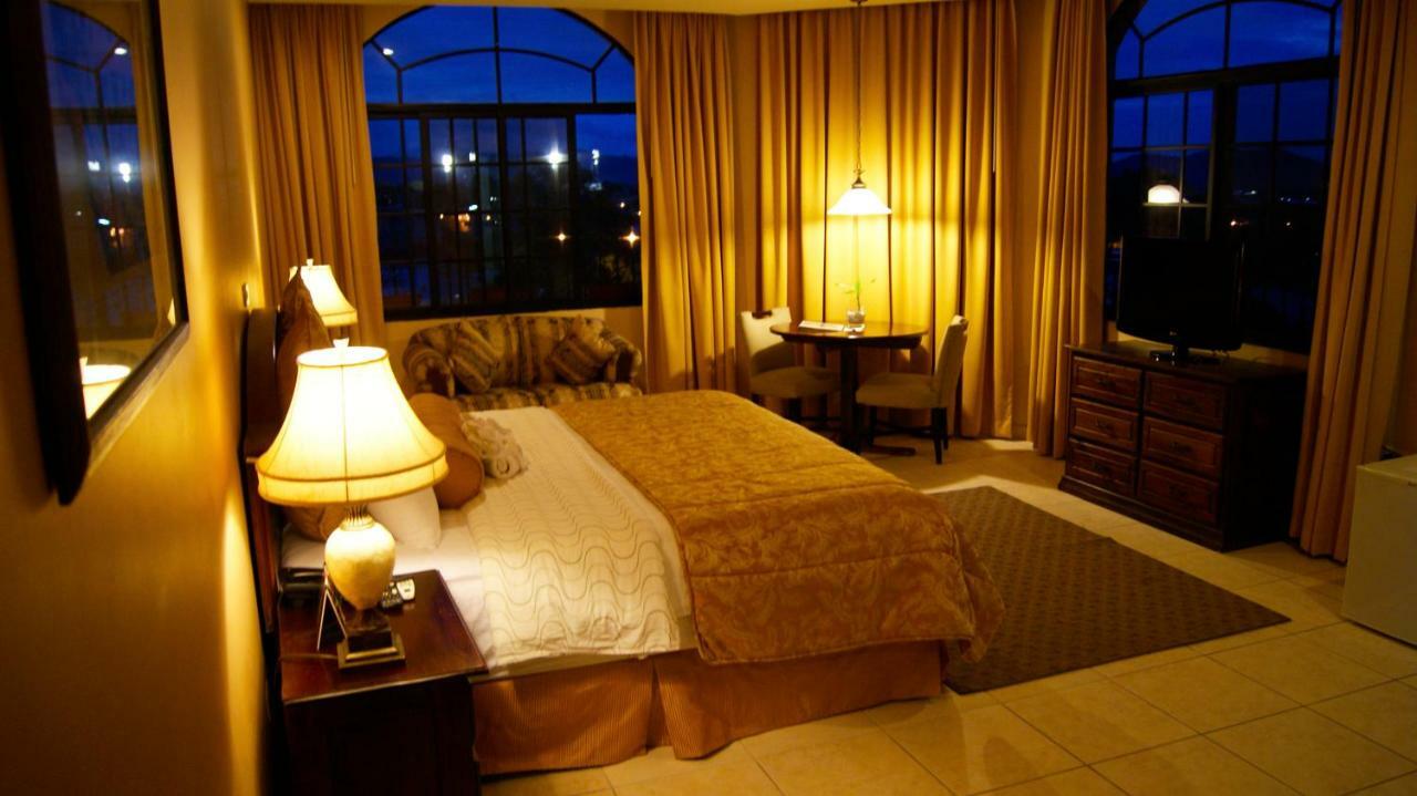 Hotel Monteolivos San Pedro Sula Esterno foto
