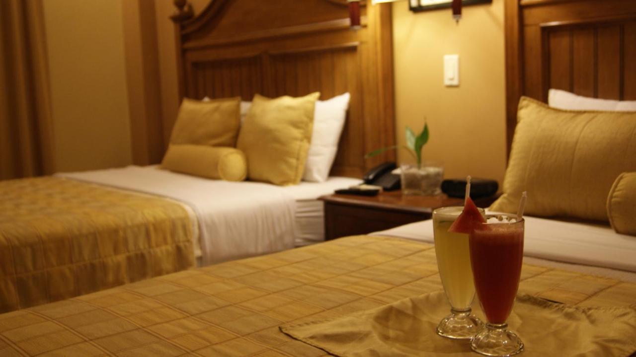 Hotel Monteolivos San Pedro Sula Esterno foto